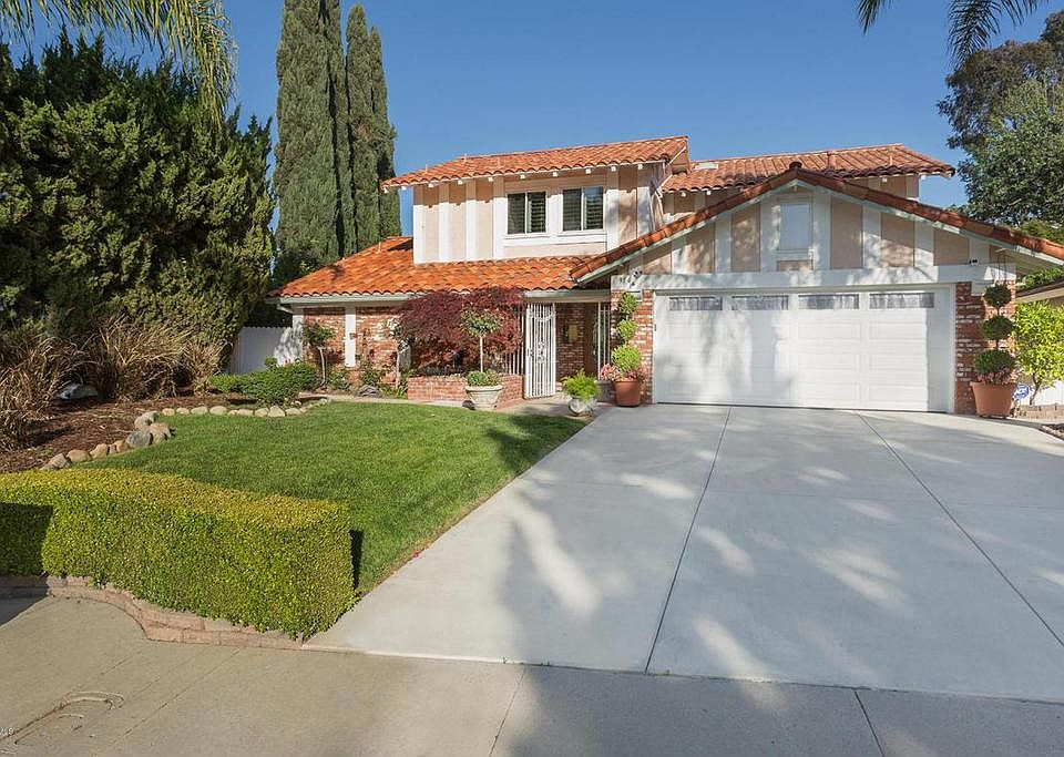 1st image of 914 Blue Spring Dr