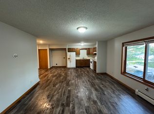 2039 Crescent Rd APT 4, Sanford, MI 48657