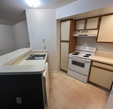 4th image of 1401 Village Blvd APT 1114