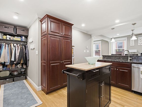 5th image of 34 Clark St APT 5