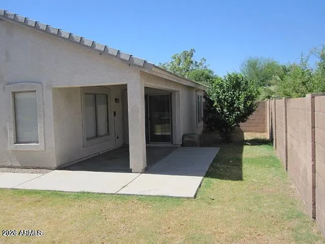 5763 W Freeway Ln — Photo 17