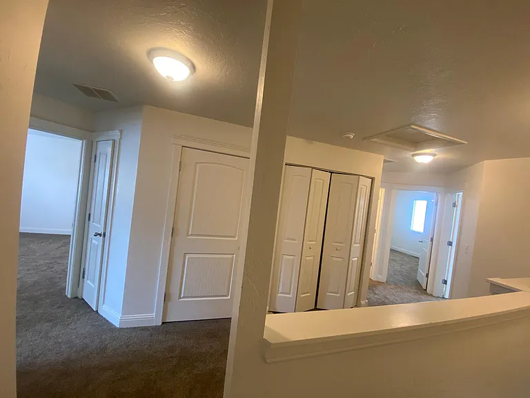 1587 N 565 W #104 — Photo 10