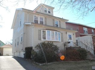 502 Nelson Ave, Ridgefield, NJ 07657