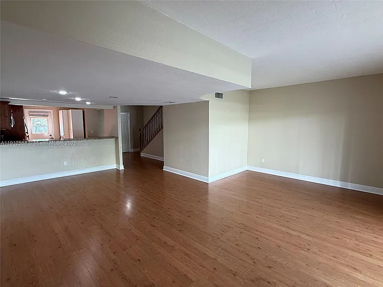 3745 NE 171st St #40 — Photo 22
