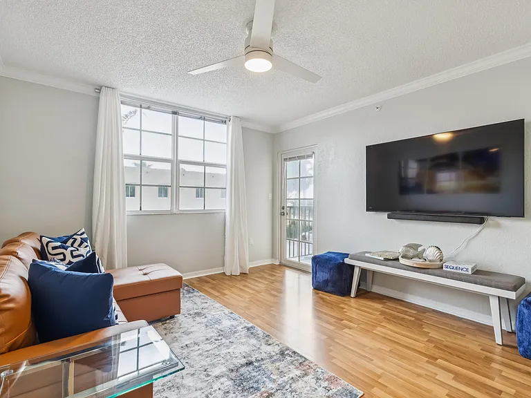 1801 N Flagler Dr #238 — Photo 14