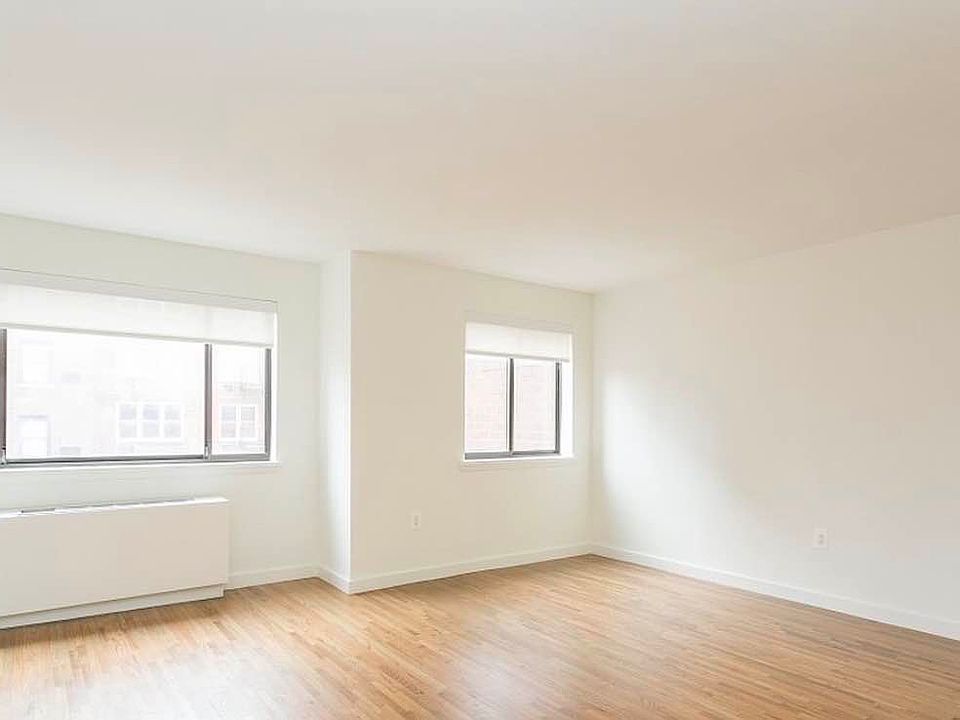 1st image of 309 W 30th St APT 7