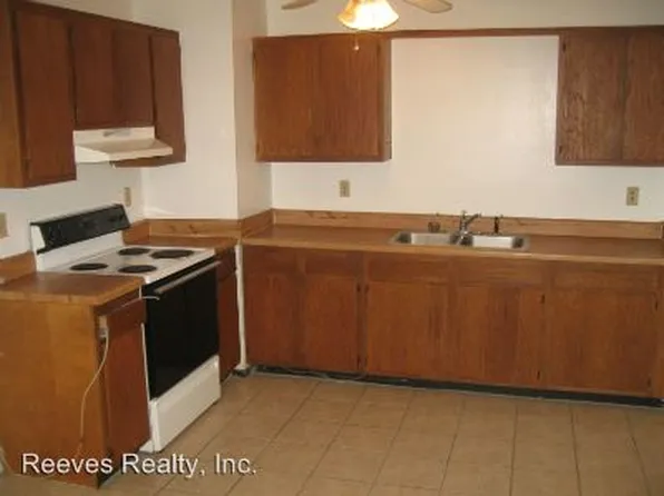 785 Trailwood Dr E, Mobile, AL 36608