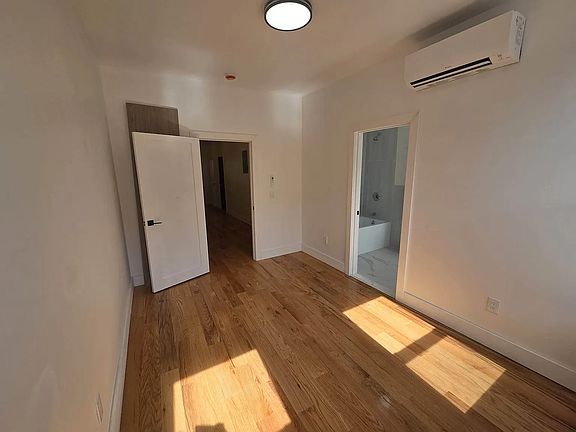 2nd image of 321 E 116th St #2