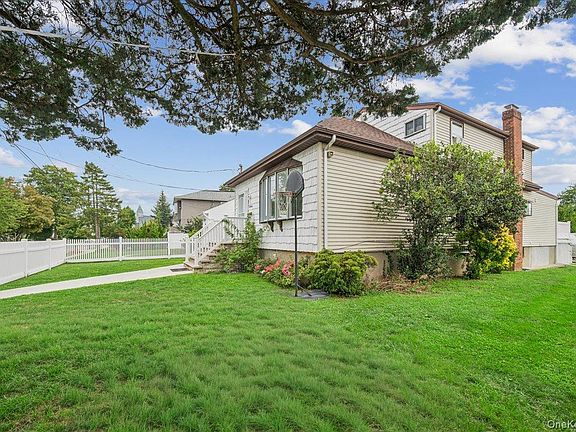 3rd image of 2696 W Alder Road