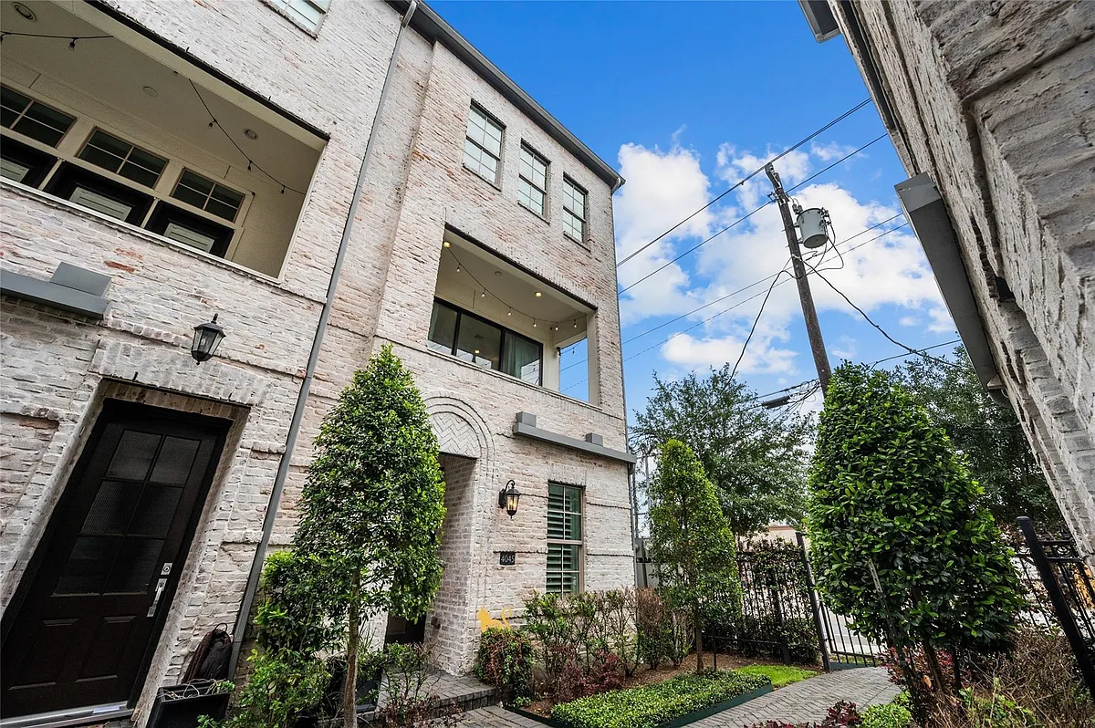 Building Photo - 4045 Leeland St