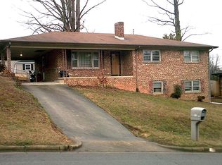 209 Hermitage Dr, Danville, VA 24541