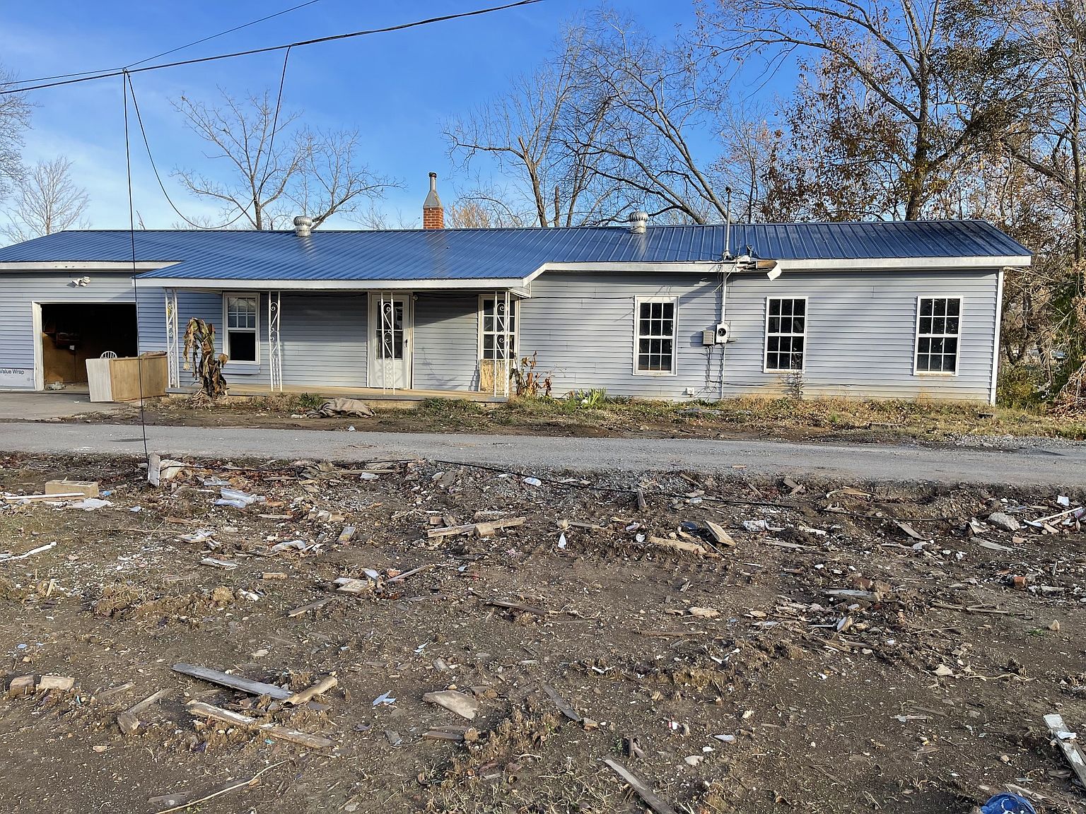 203 E Duffle St, Waverly, TN 37185 Zillow