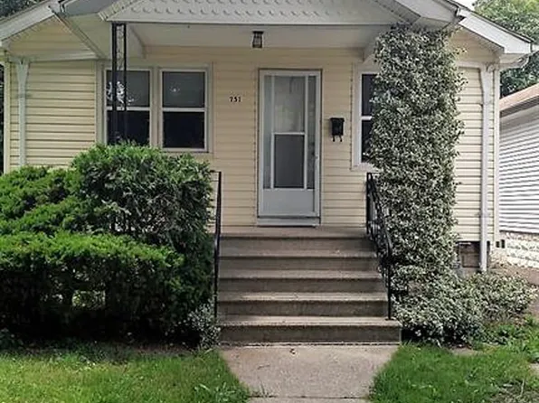751 Randolph Ave, Windsor, ON N9B 2T7