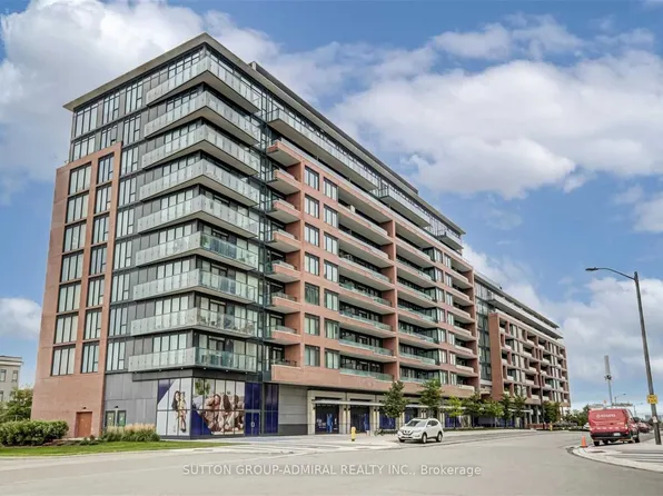 99 Eagle Rock Way, Vaughan, ON