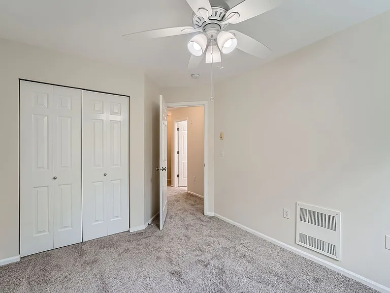 5004 Lake Pl S #A — Photo 9