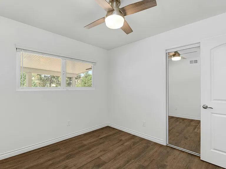 1531 Sundale Rd — Photo 25