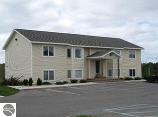 2076 Greenwich Ln #C, Traverse City, MI 49686