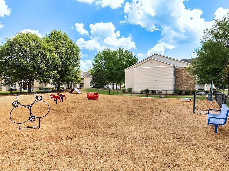 Hawthorne Meadowview — Photo 17