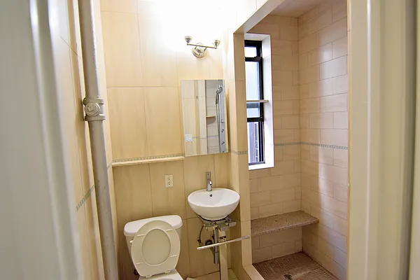 Rented by Zuz Realty | media 3