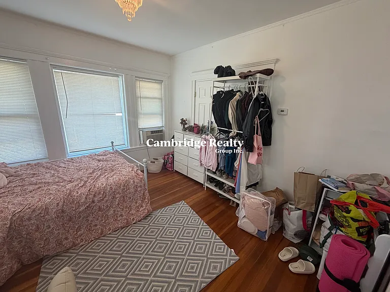 100 W Adams St #T — Photo 8