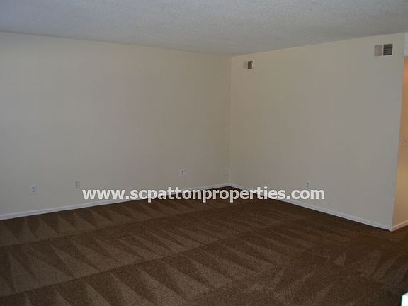 4th image of 1611 Willowby St APT A