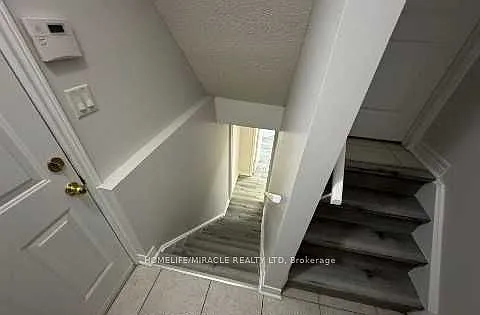3 bed, $1,500 — Photo 4