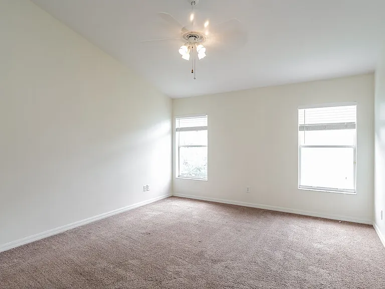 1739 Sweetspire Dr — Photo 11