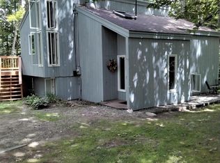 1 Dubeau Cir, Campton, NH 03223