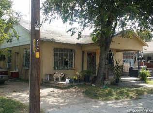 900 SW 24th St, San Antonio, TX 78207