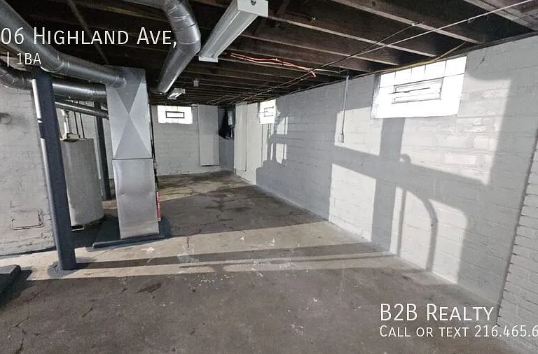 3806 Highland Rd — Photo 15