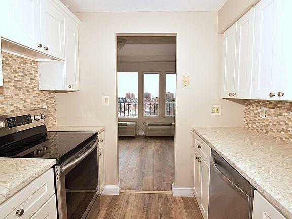 2nd image of 235 W Park Ave