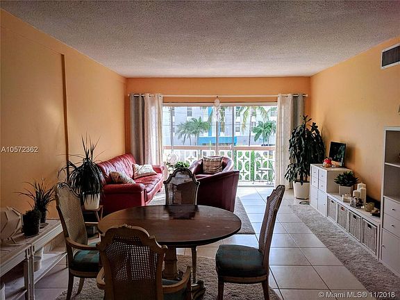 4th image of 9700 E Bay Harbor Dr APT 203