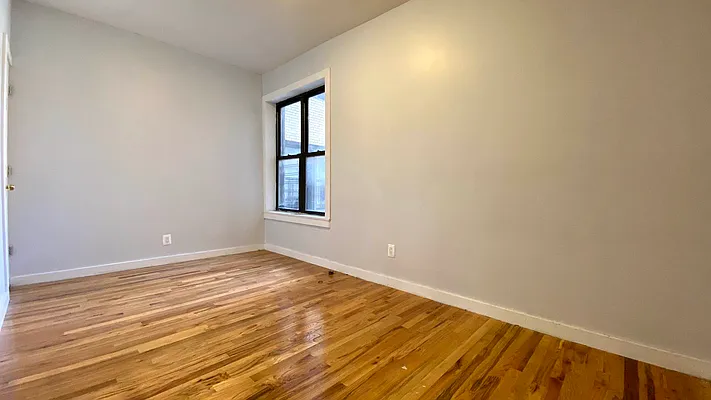 Rented by Sovereign Associates | media 13