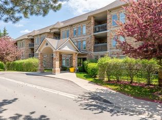 59 Critzia Dr #208, Hamilton, ON L0R1W0