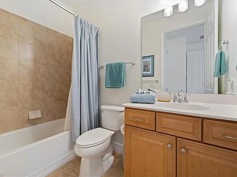 6140 Victory Dr — Photo 18