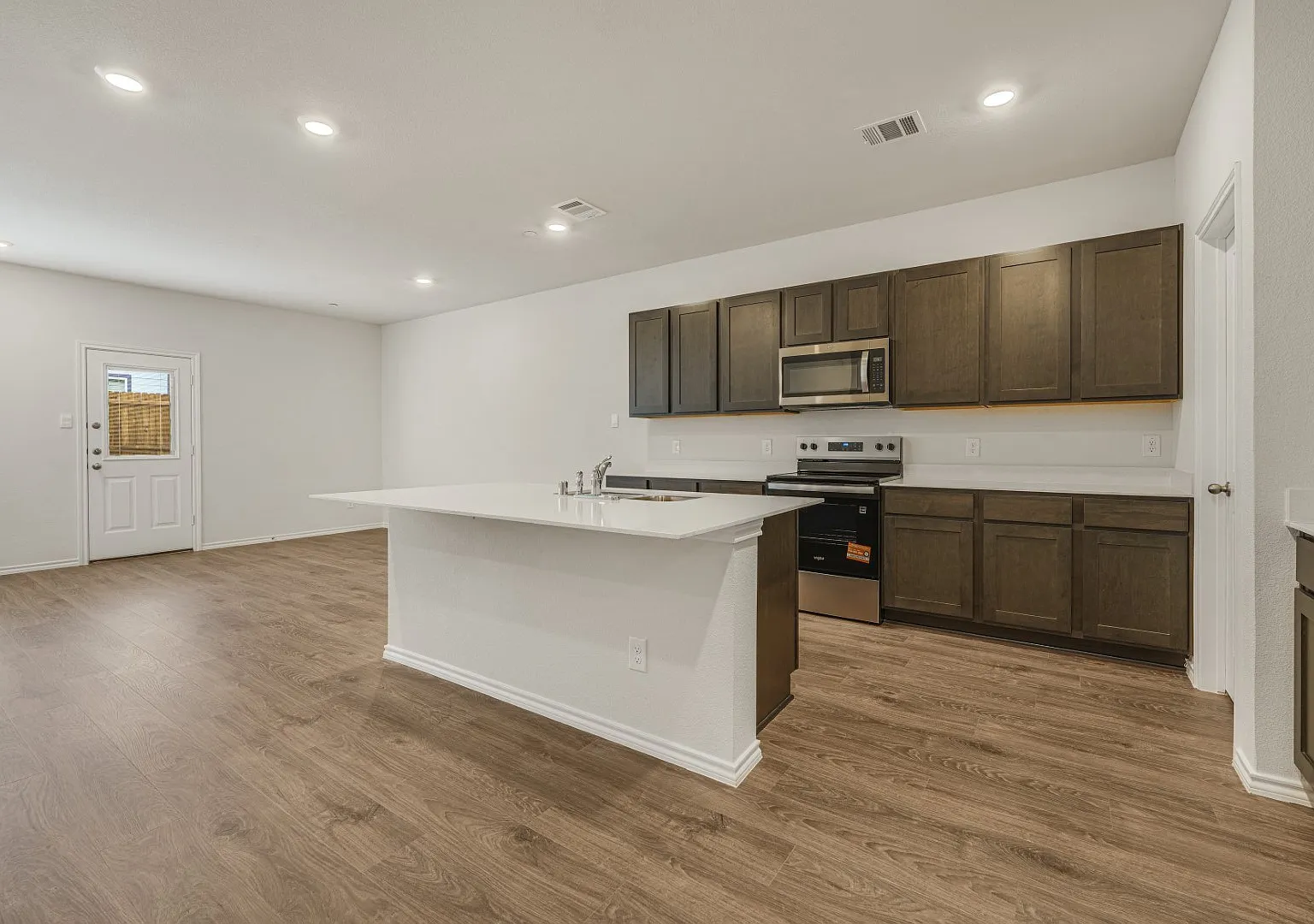 7009 Moonflower Ln — Photo 4
