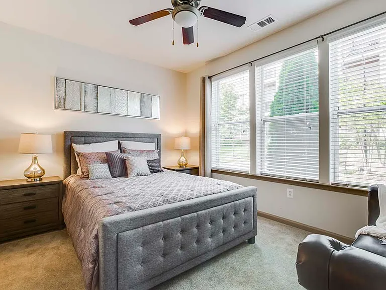 Summerfield At Morgan Metro Apartments — Photo 2