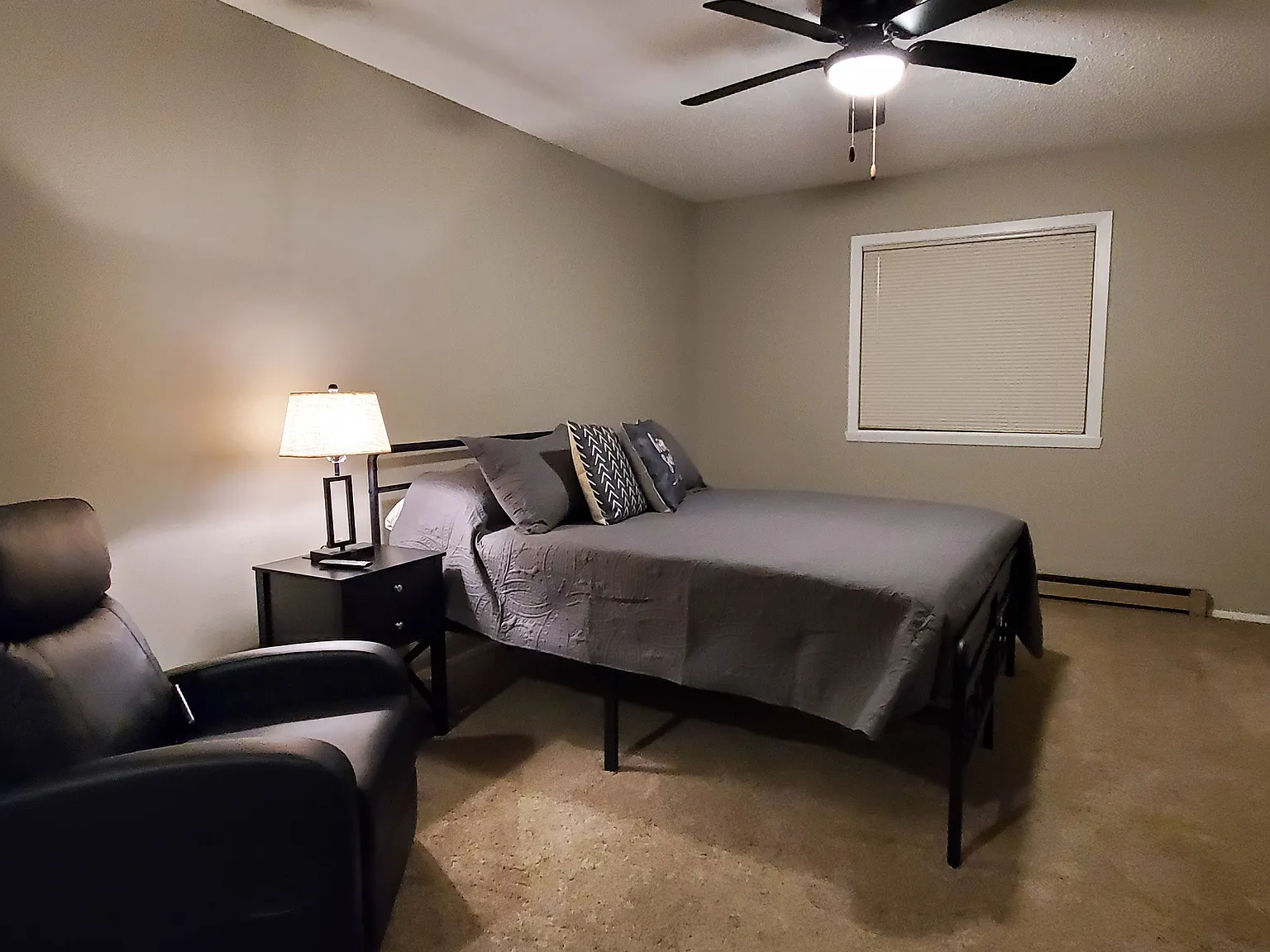 2 bed, 850 sqft, $1,550 — Photo 4