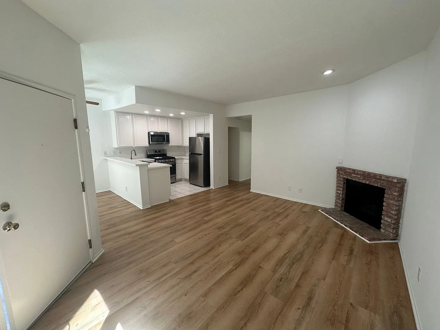 Benefit Apartments — Photo 3