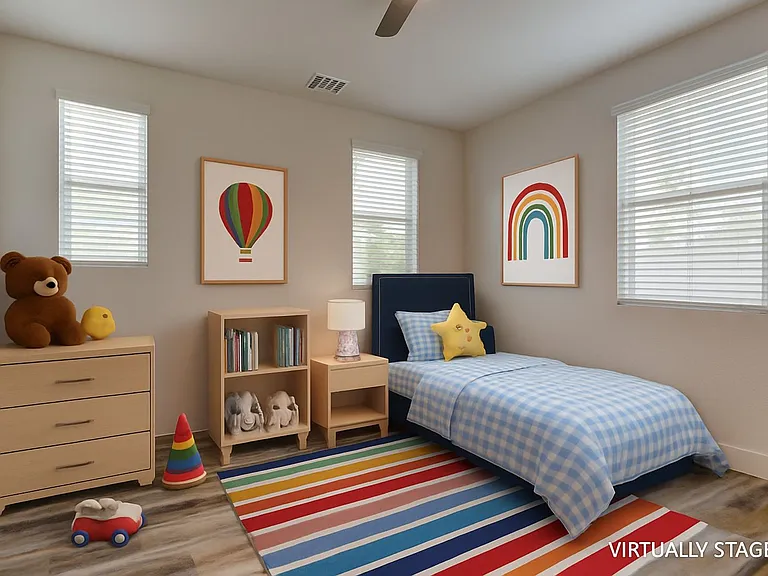 426 Port Reggio St — Photo 13