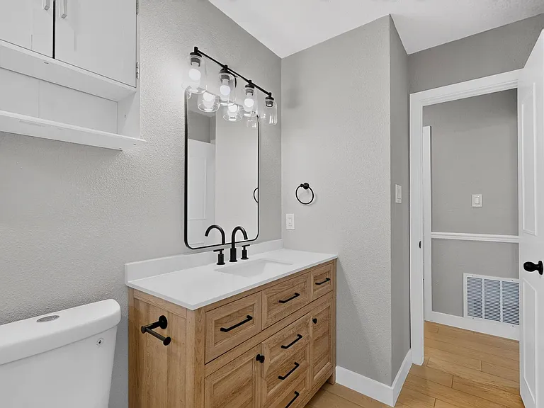 1600 Crimson Ct — Photo 28
