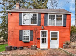 89 Middletown Rd, Holmdel, NJ 07733