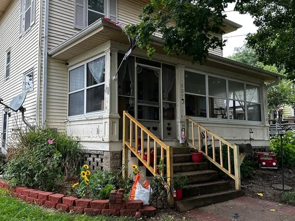 407 N Genesee St, Morrison, IL 61270