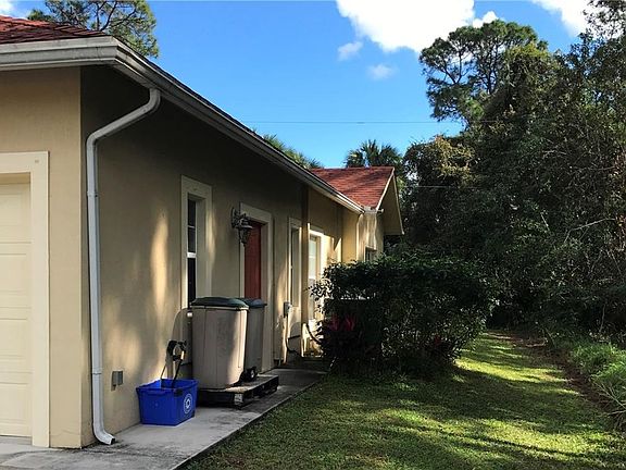 2nd image of 2517 SW Savona Blvd