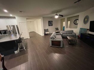 522 E Milada Dr, Phoenix, AZ 85042