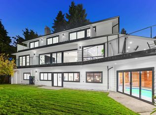 4325 Delbrook Ave, North Vancouver, BC V7N 4A5