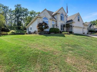 2954 Marchbanks Pl, Saint Louis, MO 63129