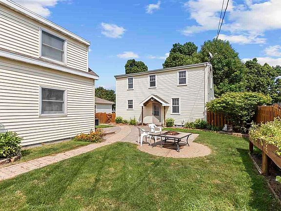 Fully Fenced Backyard!