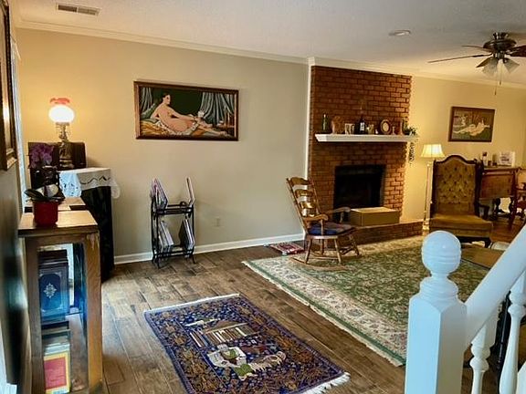 4th image of 281 E Lawnwood Dr