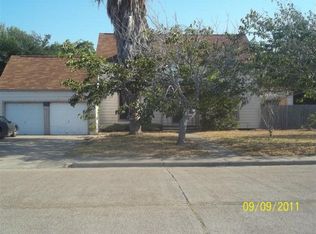 420 W 4th St, Freeport, TX 77541